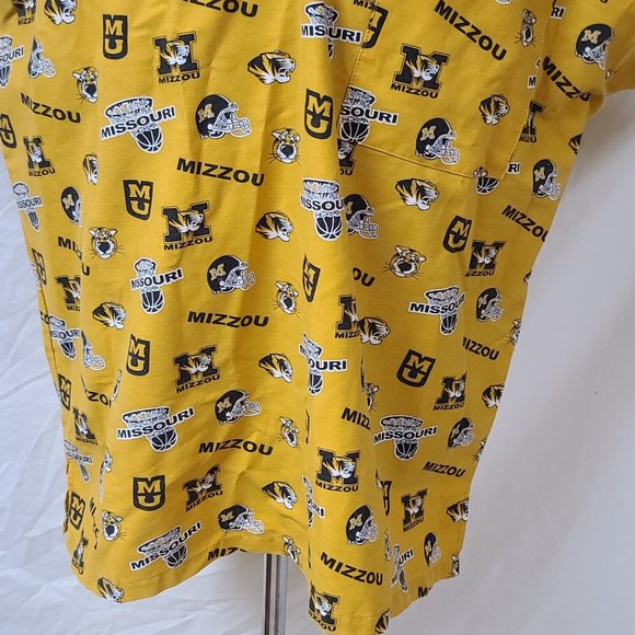 DUDZ University Of Missouri Mizzou Womens Medium Gold Nurse Medical Scrub Top - Picture 3 of 11